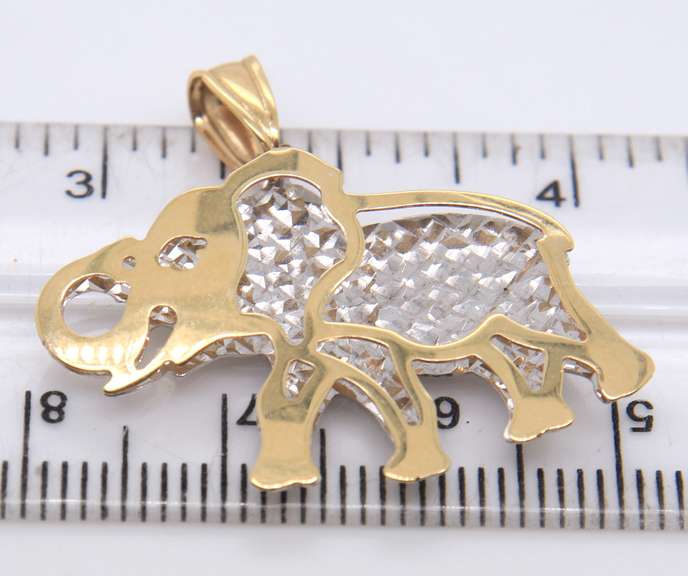 Charming Yellow Gold Elephant Pendant