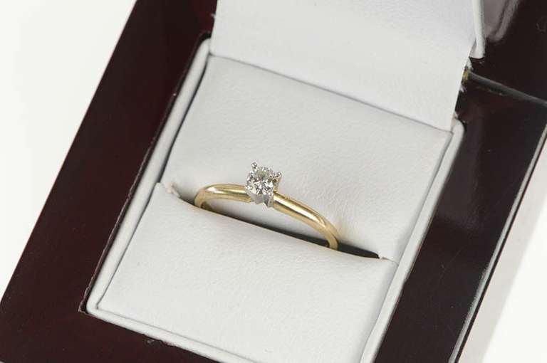 14K Yellow Gold Classic Round Brilliant Diamond Solitaire Ring