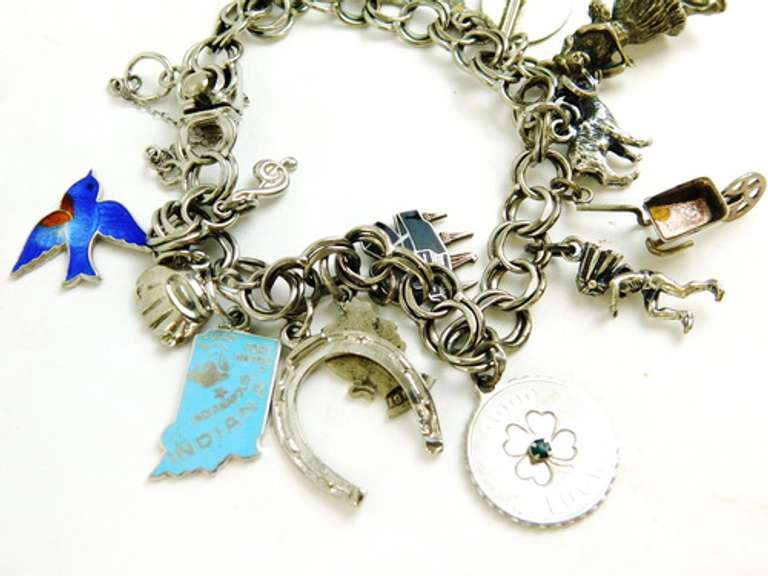 Vintage Sterling Silver Charm Bracelet w/17 Charms