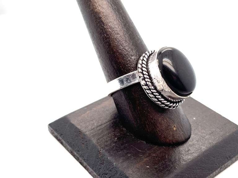 👻BOO!TFUL👻 Oval Black Onyx Tibetan Silver Double Rope Design Ring