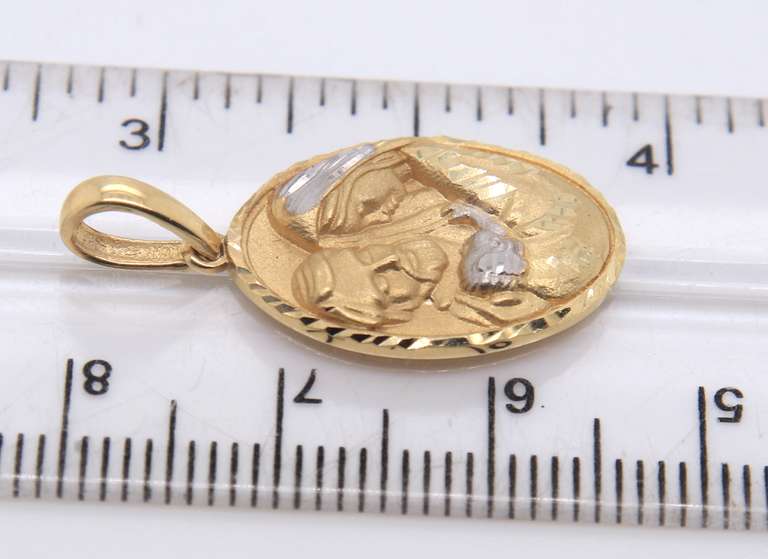 Nice Yellow Gold Religious Blessed Virgin Mary and Jesus Pendant