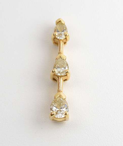 Nice 3 Pear Shaped Diamond Pendant