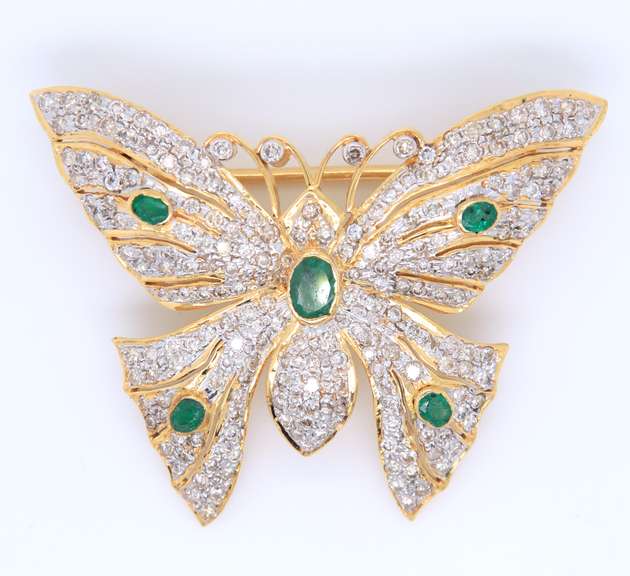 Incredible Yellow Gold oval Emerald and Diamond Butterfly Brooch