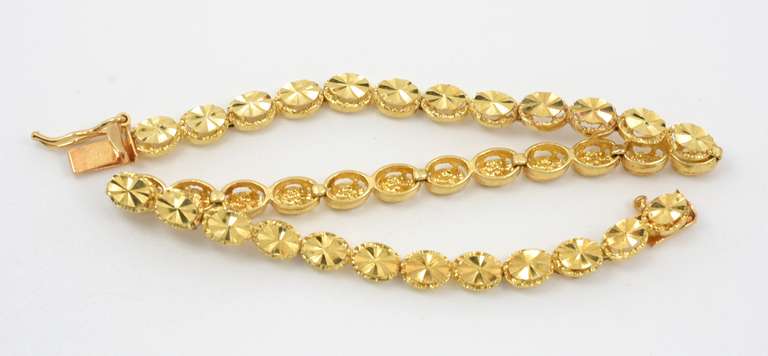 Lovely 14K Yellow Gold Bracelet