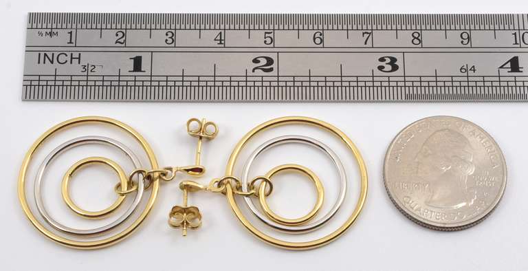 Stylish 14k Interlocking Circles Dangle Earrings