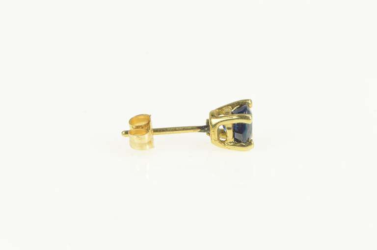 14K Yellow Gold Round Classic Sapphire Solitaire Stud Single Earring