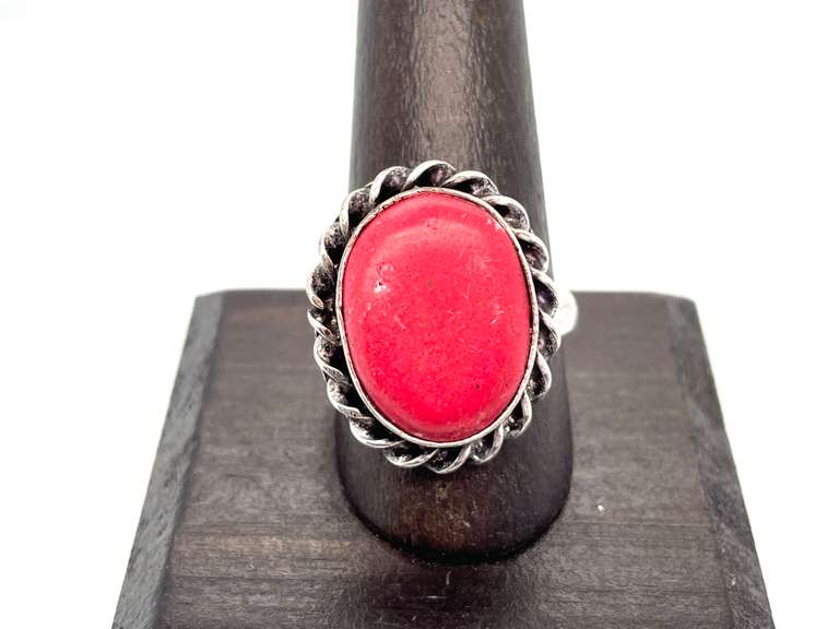 Ovular Red Coral Tibetan Silver Rope Design Ring