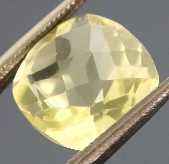 Amazing 3.78ct cushion cut golden yellow Citrine