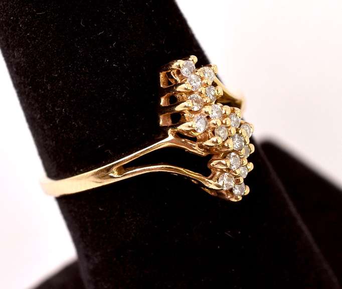Wonderful Waterfall Ring in Yellow Gold