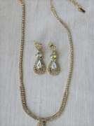 Set Of Fashion Jewelry Neck Lace And Earrings