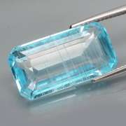 Gorgeous 17.28ct emerald cut Rutilated Topaz