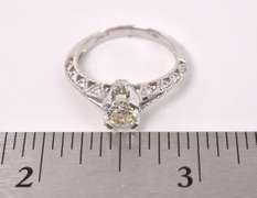 Beautiful Approx. 0.71CTS Diamond Ring in 14K White Gold