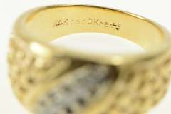 14K Yellow Gold Textured Diamond Striped Graduated band Ring