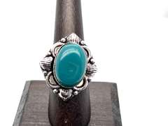 Precious Green Oval Onyx in Tibet Silver Floral Energy Ring Design