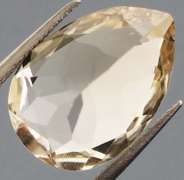 Captivating 5.93ct champagne Topaz