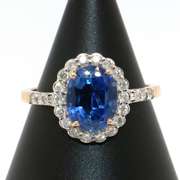 Attractive Sapphire and Diamond 14kt Ring