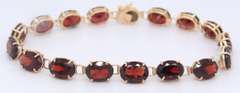 Gorgeous Yellow Gold Garnet Bracelet