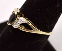 Dainty Black Gemstone Ring in Yellow Gold
