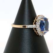Attractive Sapphire and Diamond 14kt Ring