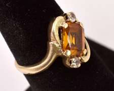 Elegant Gold Sapphire and Quartz Ring in Yellow Gold