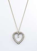 Pretty WG Diamond Heart on Neklace
