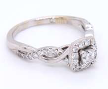 Incredible White Gold Princess Cut Diamond Twisted Engagement Ring with Band