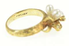 14K Yellow Gold Retro Pearl Diamond Floral Accent Cluster Leaf Ring