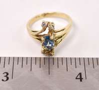 Beautiful Blue Gemstone Ring in Yellow Gold