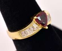 Radiant Ruby and Diamond Ring in 18K Yellow Gold