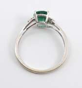 Sweet White Gold Emerald Ring