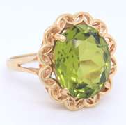 Charming Yellow Gold Peridot Cocktail Ring