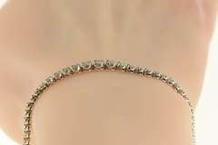 18K White Gold 1.00 Ctw Graduated Diamond Classic Tennis Bracelet