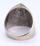 Beautiful White Gold Pyramid Ring