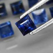 Exquisite 3.17ct 30 piece Sapphire set