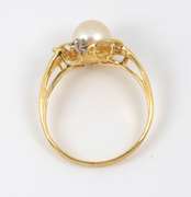 Nicely Designed Pearl Ring