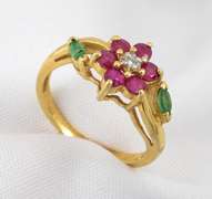 Nice Ruby and Emerald Ring