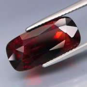 Midnight crimson 11.05ct Spessartite Garnet