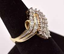 Fantastic Diamond Cluster Ring in Yellow Gold