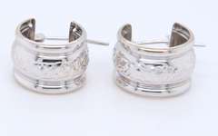 Amazing White Gold Huggies