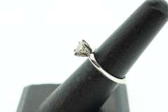 14KT GOLD & 1.00 CARAT DIAMOND SOLITAIRE RING