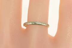 14K White Gold 2.4mm Art Deco Ornate Floral Wedding Band Ring