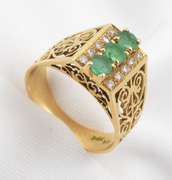 Sweet Emerald & Diamond Filigree Ring