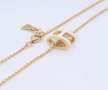 Fabulous 18kt Yellow Gold H initial Pendant on Chain