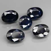 Rich blue 4.25ct mixed cut Sapphire set