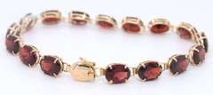 Gorgeous Yellow Gold Garnet Bracelet