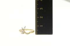 14K Yellow Gold Retro Diamond Floral Curved Wedding Band Ring