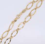 Elegant Yellow Gold Fancy oval Link Chain Necklace
