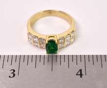 Marvelous Emerald and Diamond Ring in 18K Yellow Gold