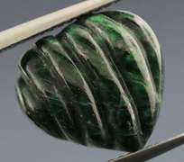 Gorgeous 3.14ct Jade heart carving