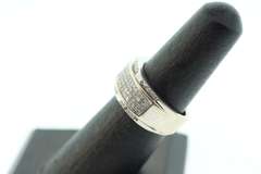 LADIES WHITE GOLD DIAMOND BAND